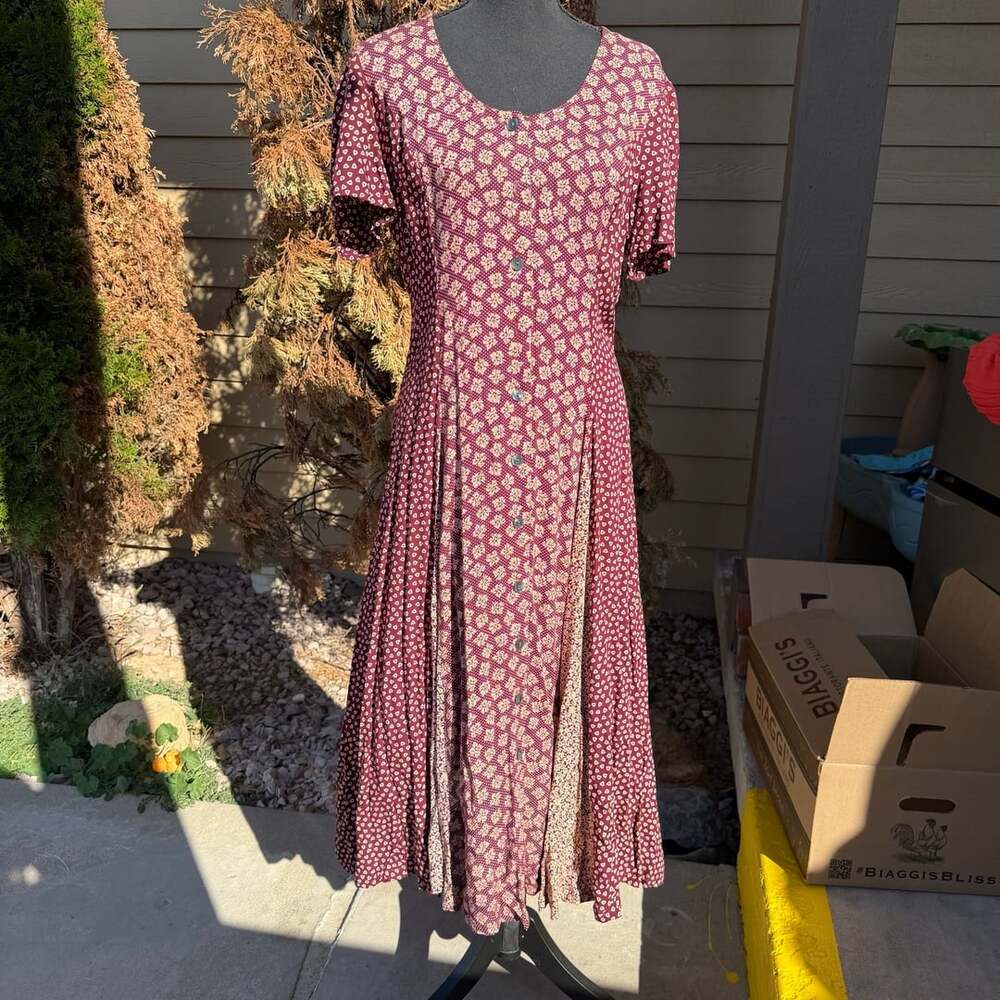 Vintage Sharagano Floral Midi Dress Size 8 Red Button Front